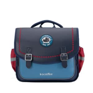 Cartable garçon sophistiqué bleu, présenté sur fond blanc
